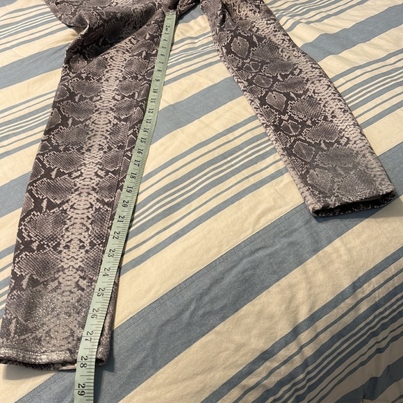 $5 for $25 Hudson Jeans Barbara High Rise Super Skinny Python Print size 24 - Picture 10 of 11